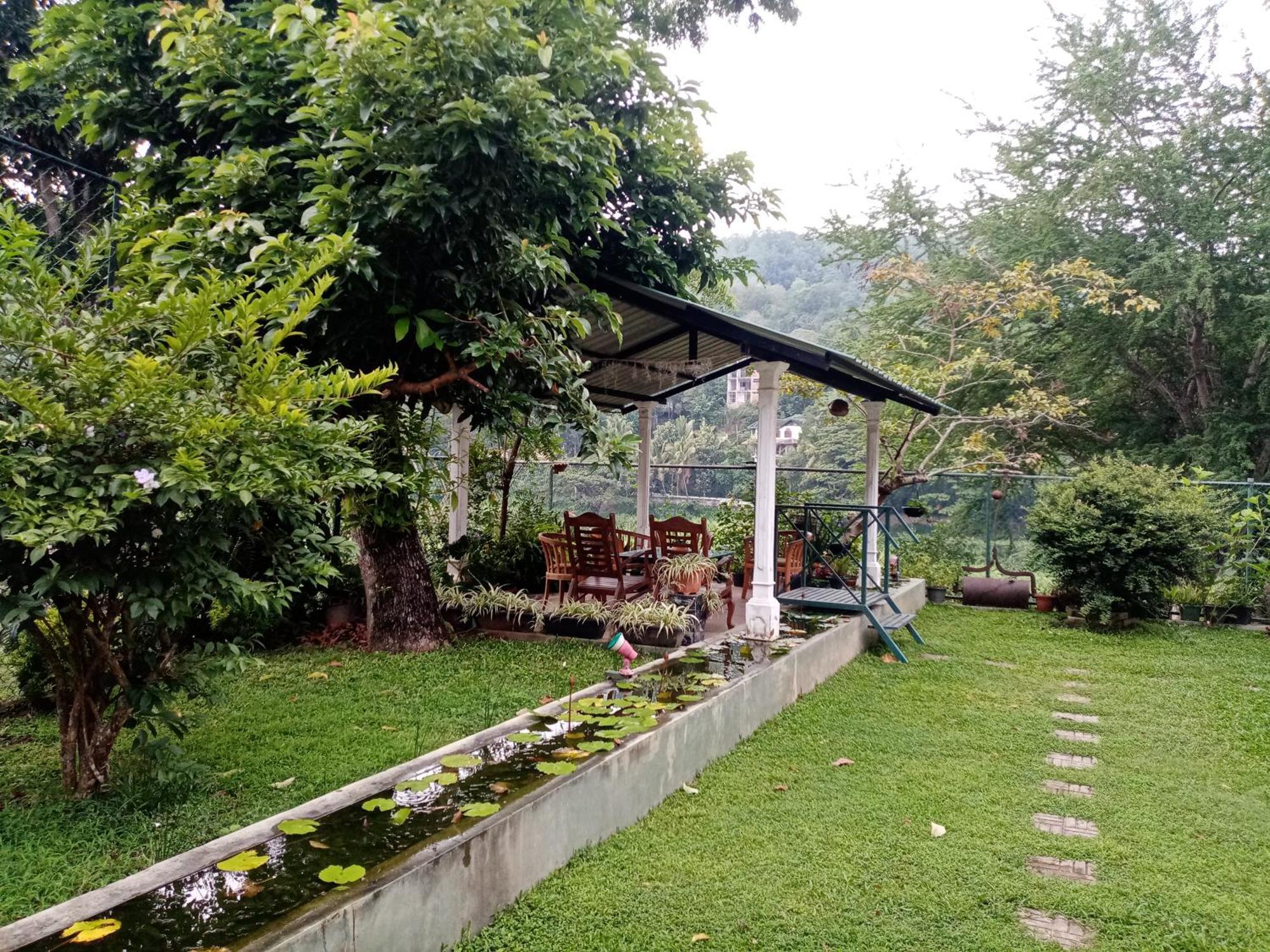 Mahaweli Shades 호텔 캔디 외부 사진